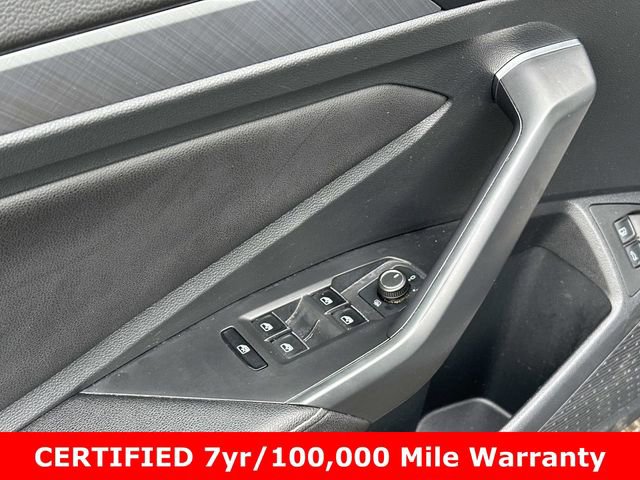 Used 2024 Volkswagen Jetta SE image 15
