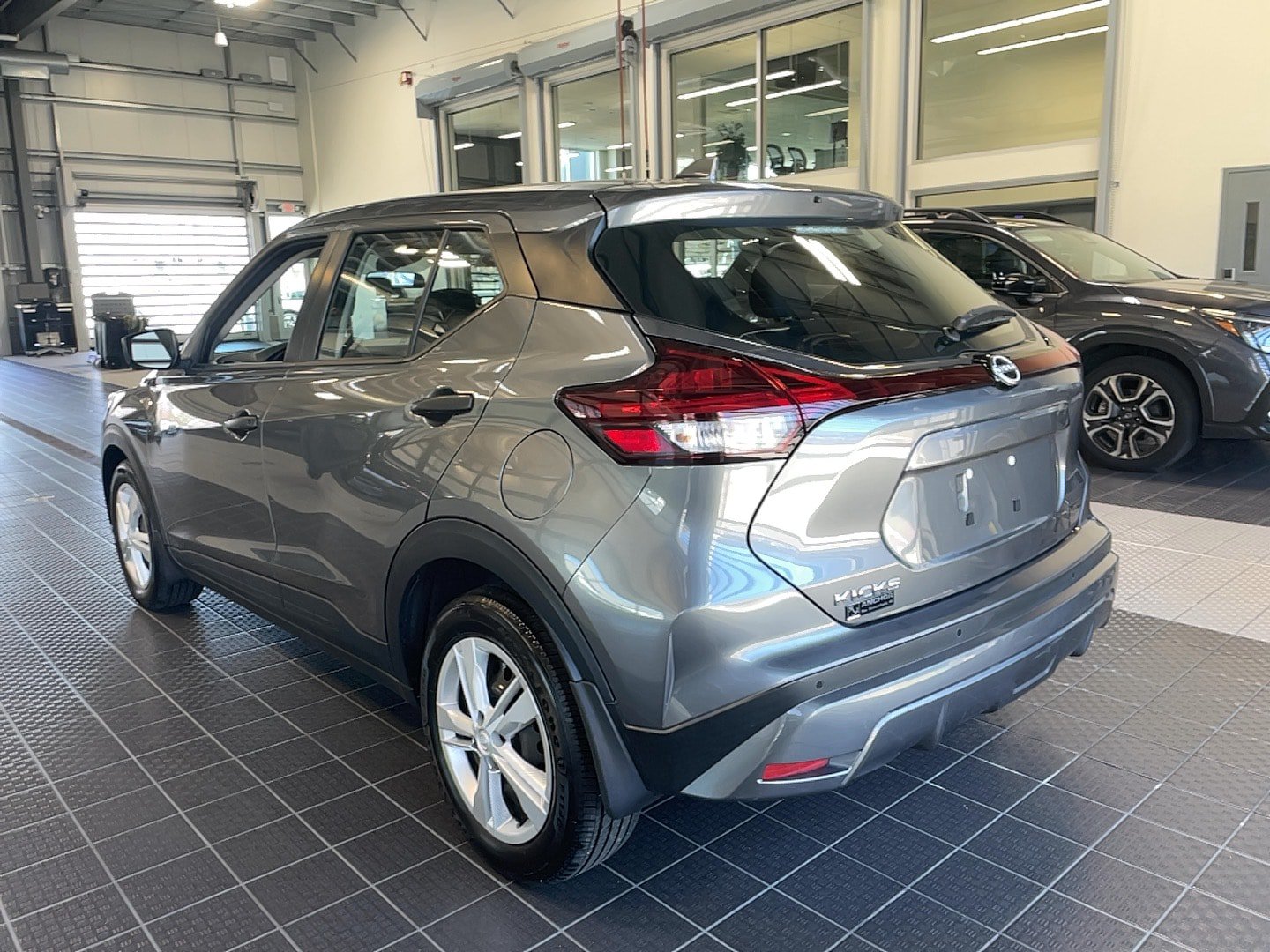 Used 2023 Nissan Kicks S FWD image 12