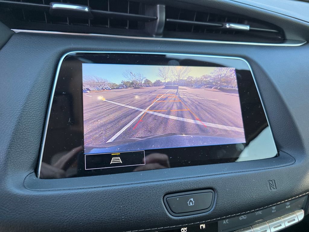 Used 2021 Cadillac XT4 Premium Luxury image 16