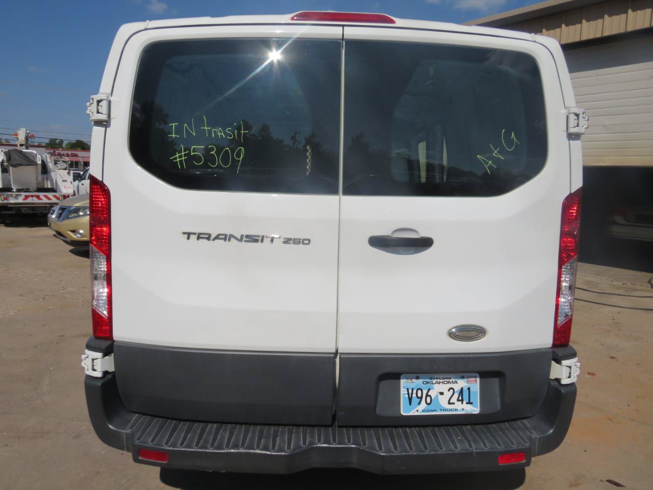 Used 2015 Ford Transit 250 130 Low Roof w/ Exterior Upgrade Package RWD image 5