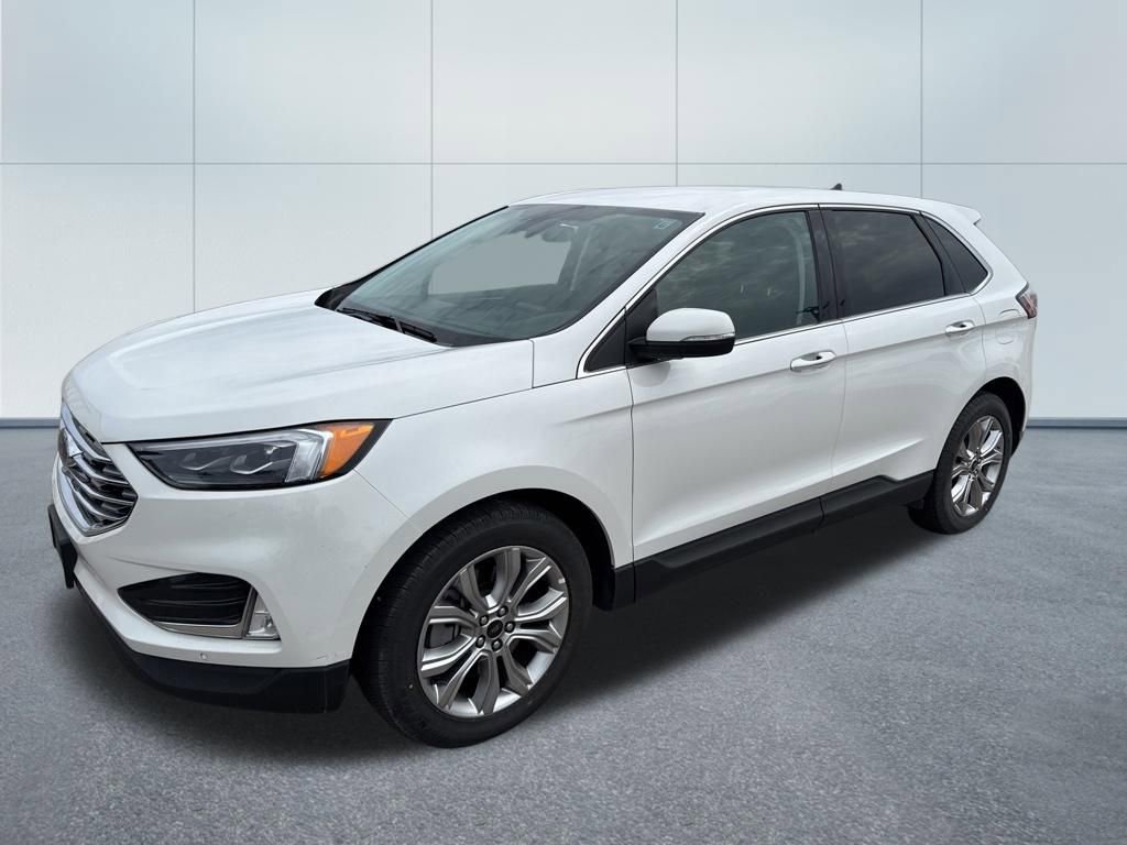Used 2024 Ford Edge Titanium w/ Equipment Group 301A AWD/4WD image 3