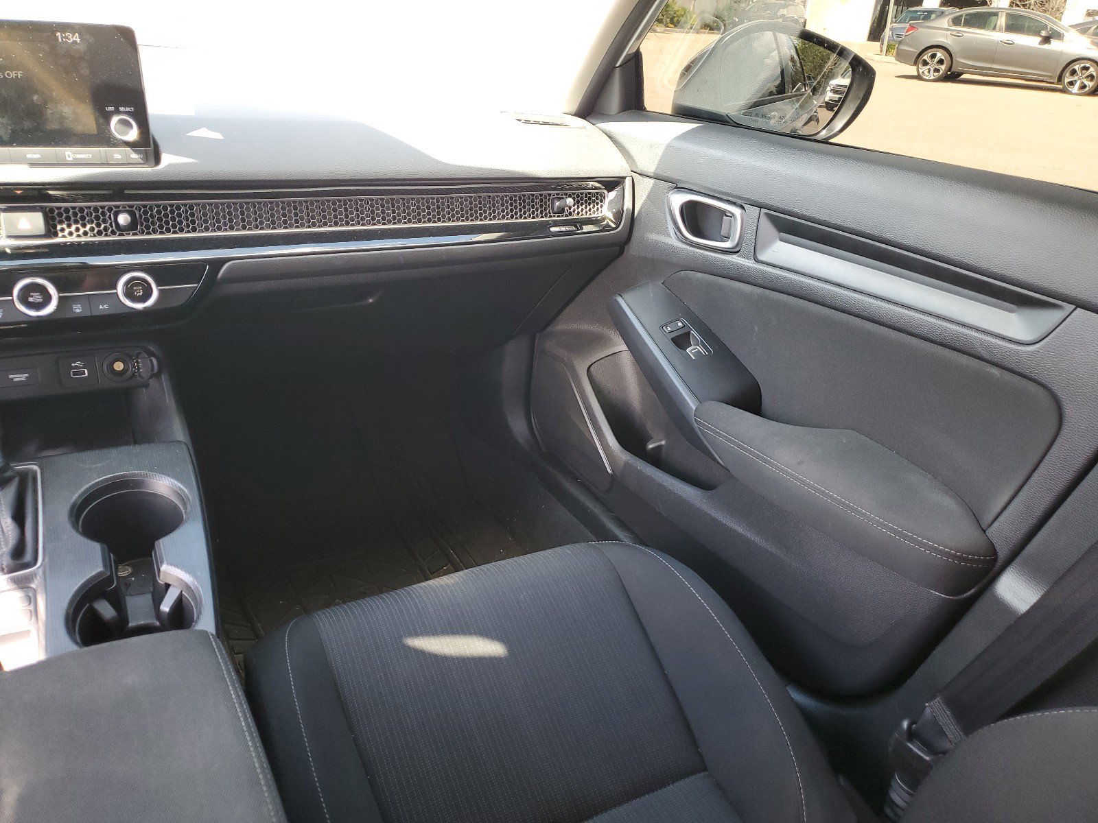 Used 2022 Honda Civic LX image 34