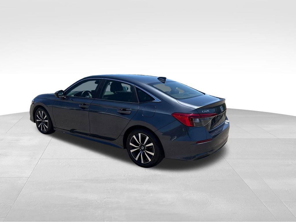 Used 2022 Honda Civic EX image 4