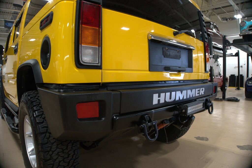 Used 2003 HUMMER H2 w/ Preferred Equipment Group image 21