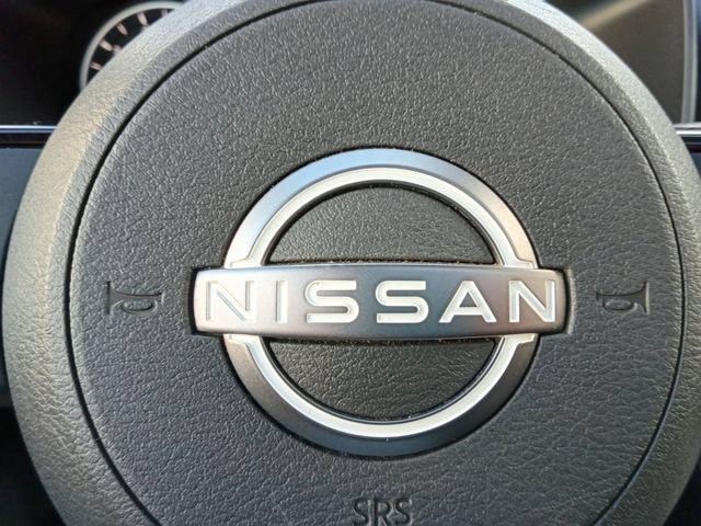 Used 2023 Nissan Rogue SL w/ SL Premium Package FWD image 11