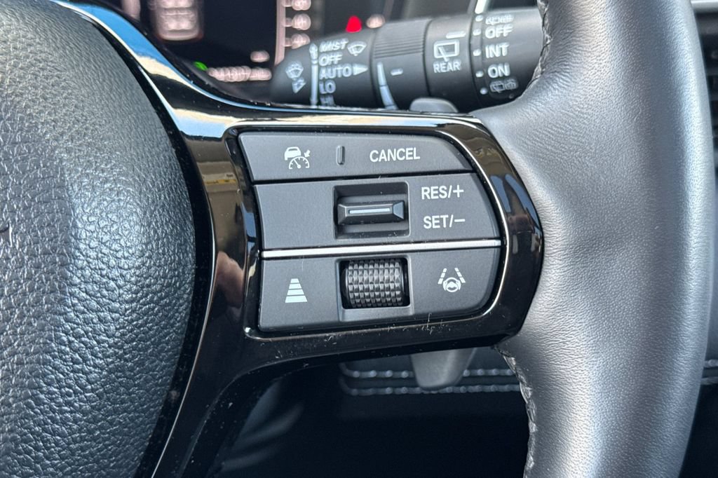 Certified 2023 Honda Pilot Elite image 32