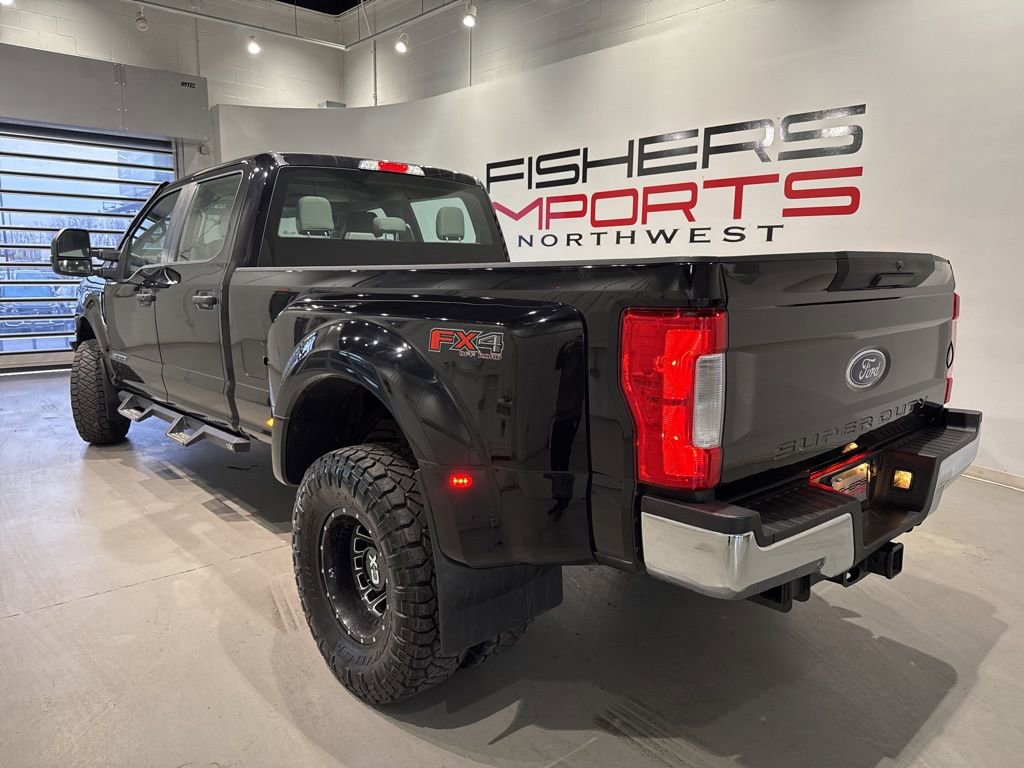 Used 2019 Ford F350 XL w/ Power Equipment Group image 5