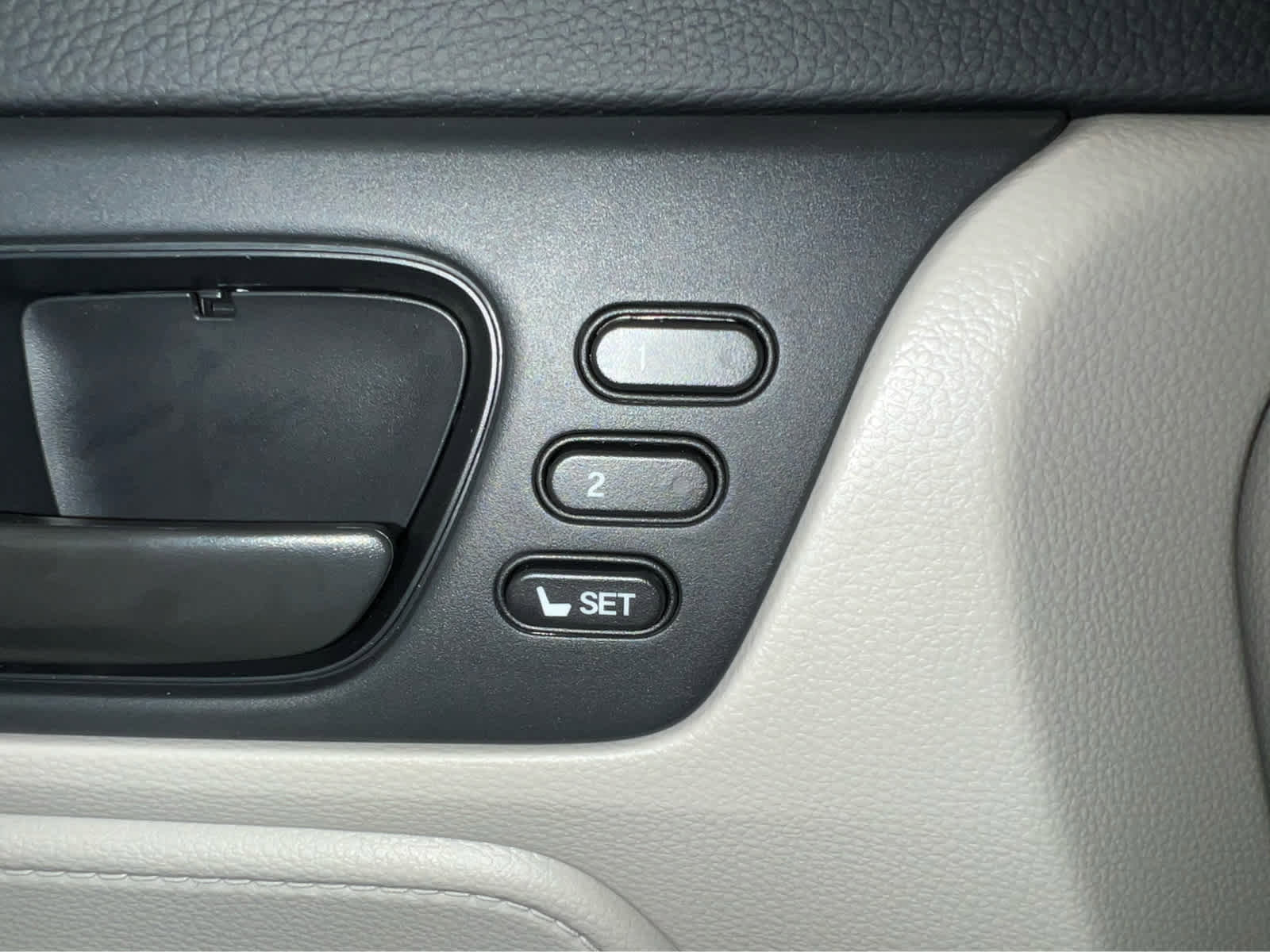 New 2026 Honda Odyssey EX-L image 14