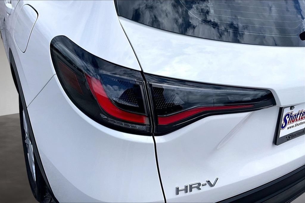 Certified 2025 Honda HR-V LX image 22