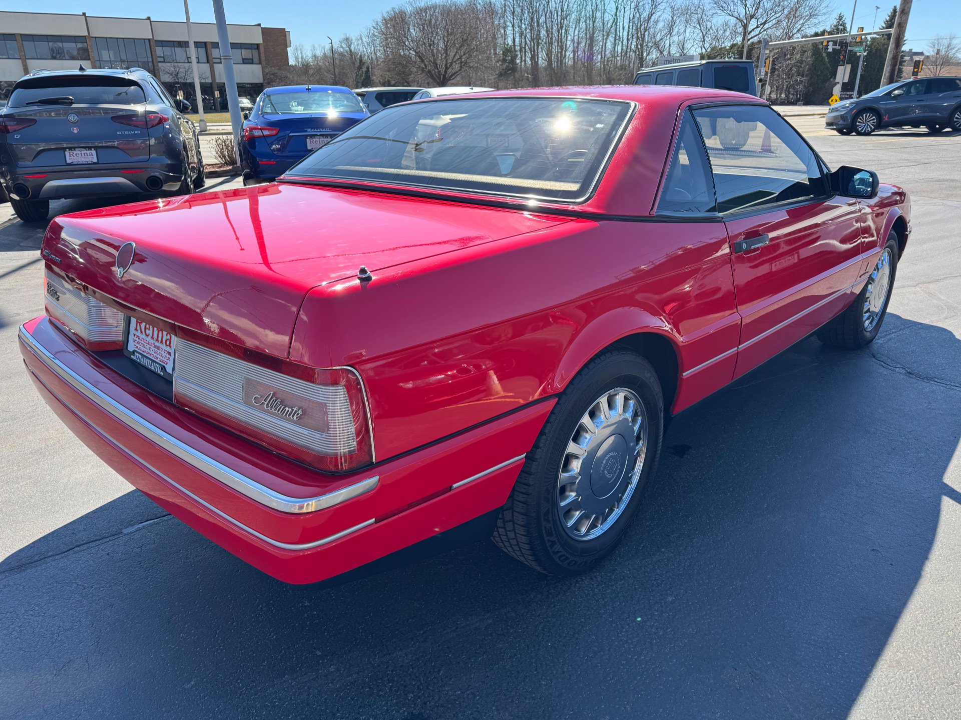 Used 1993 Cadillac Allante FWD image 16