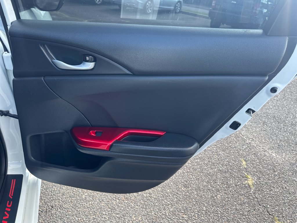 Used 2020 Honda Civic Sport image 22