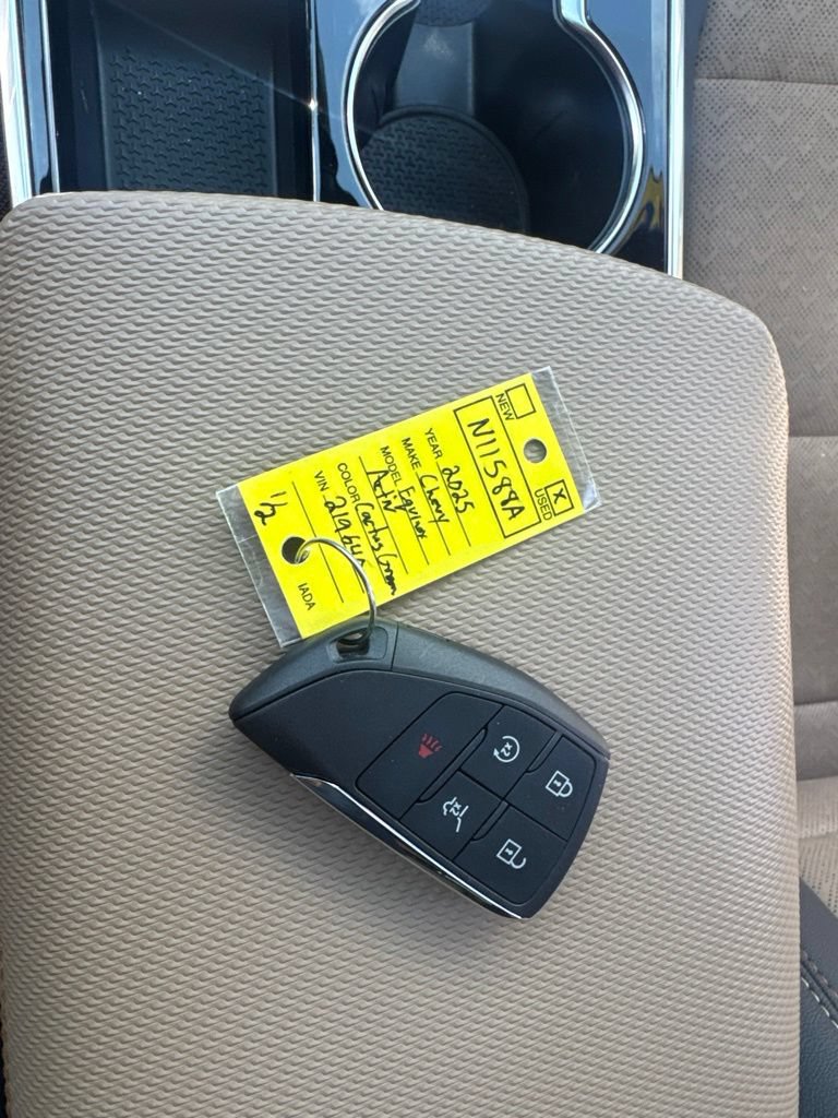 Used 2025 Chevrolet Equinox ACTIV w/ Convenience Package III AWD/4WD image 24