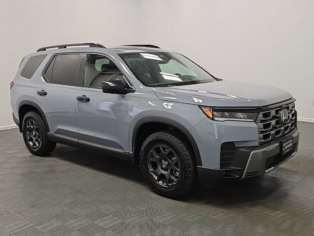 New 2026 Honda Pilot TrailSport image 2