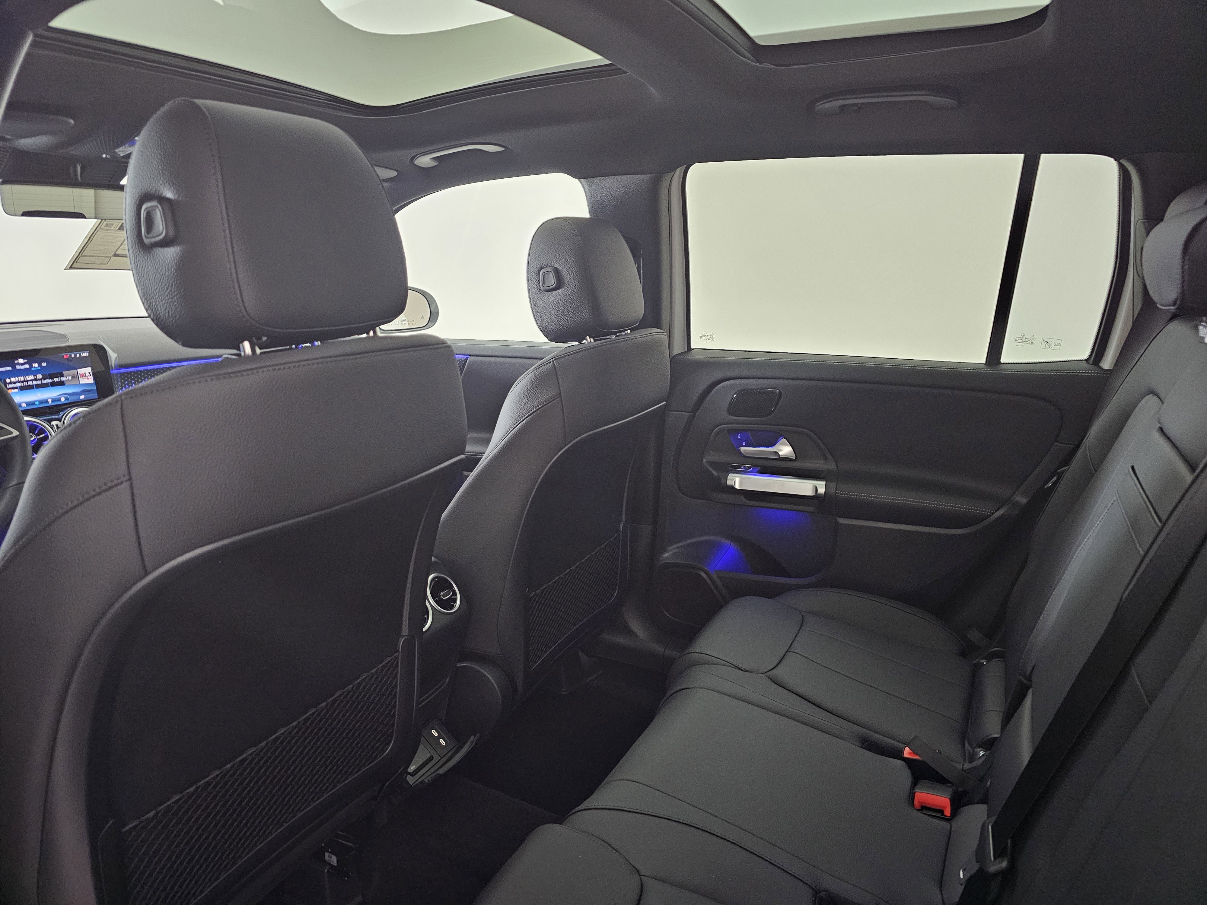 New 2026 Mercedes-Benz GLB 250 4MATIC image 21