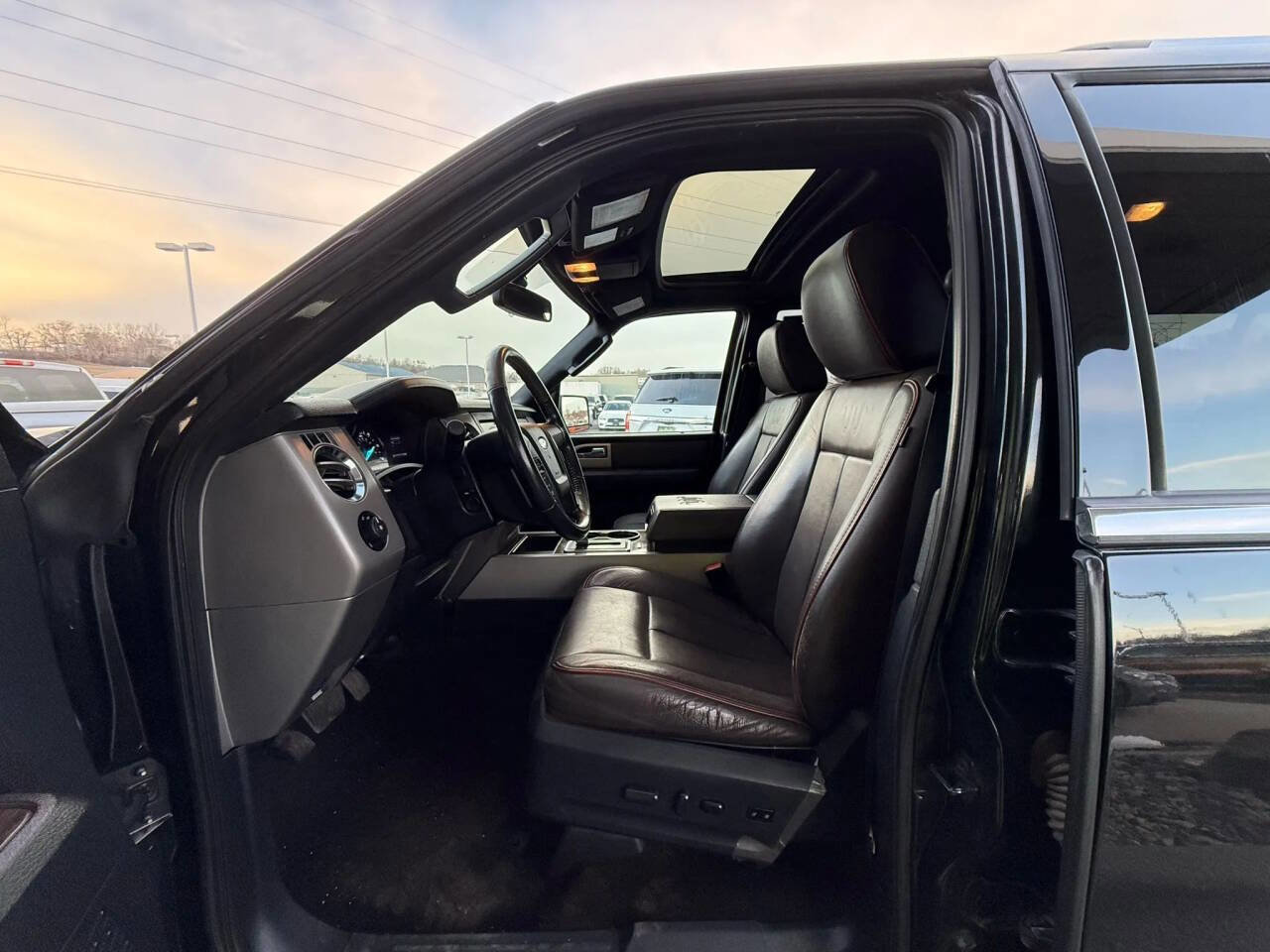 Used 2015 Ford Expedition EL King Ranch image 11