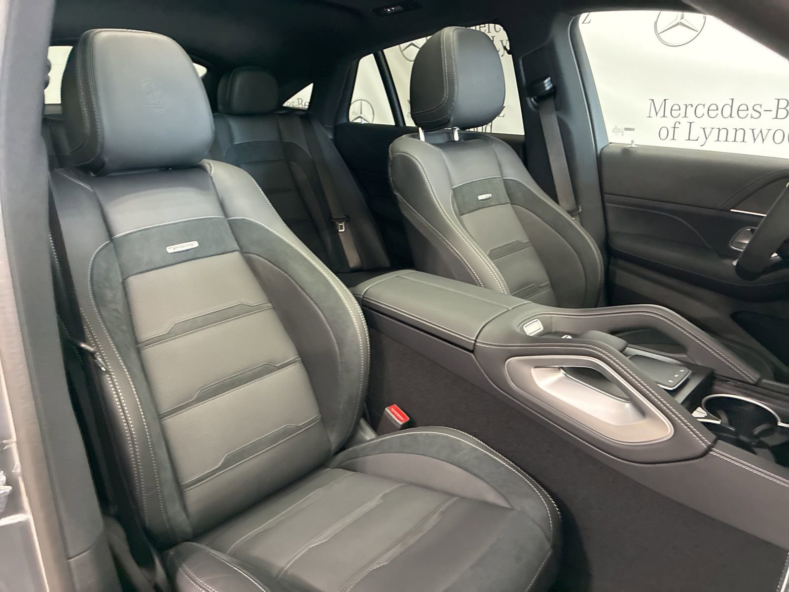 New 2026 Mercedes-Benz GLE 53 AMG 4MATIC Coupe image 13