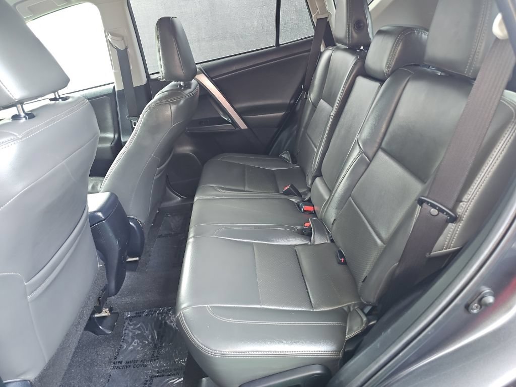 Used 2017 Toyota RAV4 LE FWD image 35