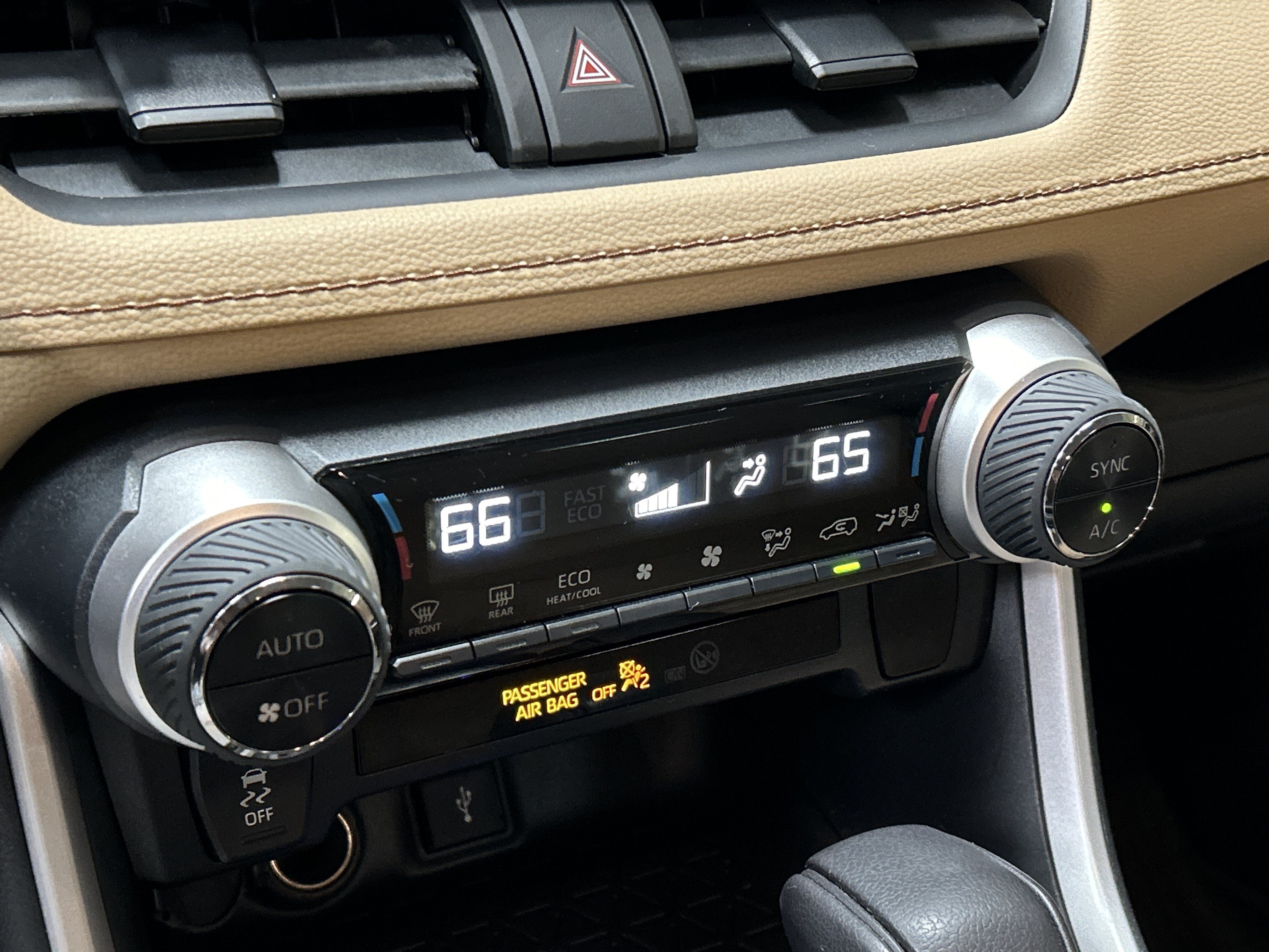 Certified 2021 Toyota RAV4 XLE AWD/4WD image 24