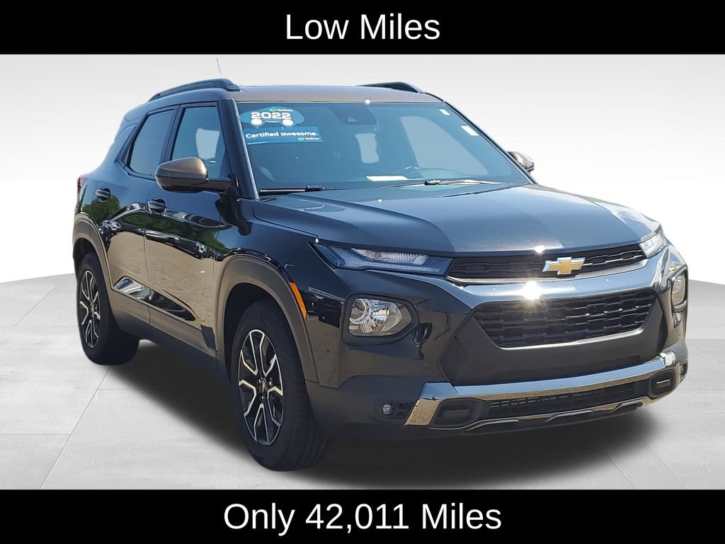 Certified 2022 Chevrolet TrailBlazer ACTIV w/ Sun and Liftgate Package FWD image 2