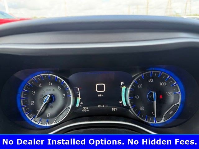 Used 2026 Chrysler Pacifica Select FWD image 6