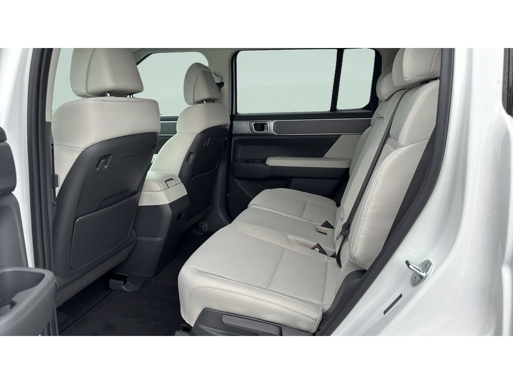 New 2026 Hyundai Santa Fe SE AWD/4WD image 17