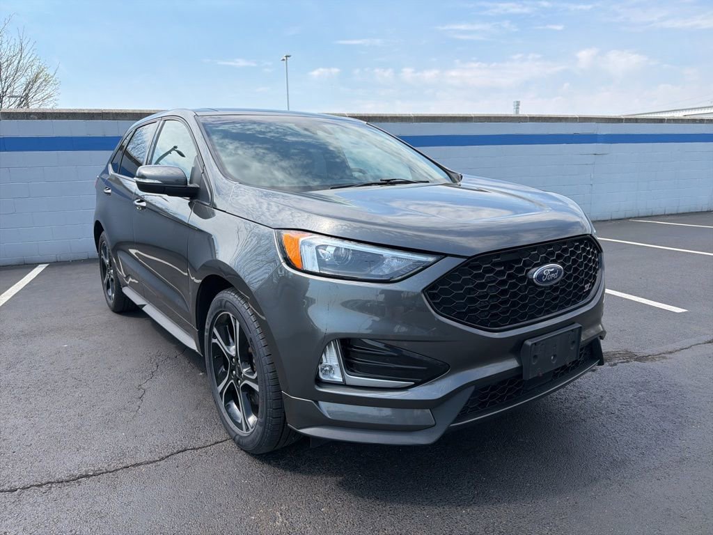 Used 2019 Ford Edge ST w/ Convenience Package AWD/4WD image 7
