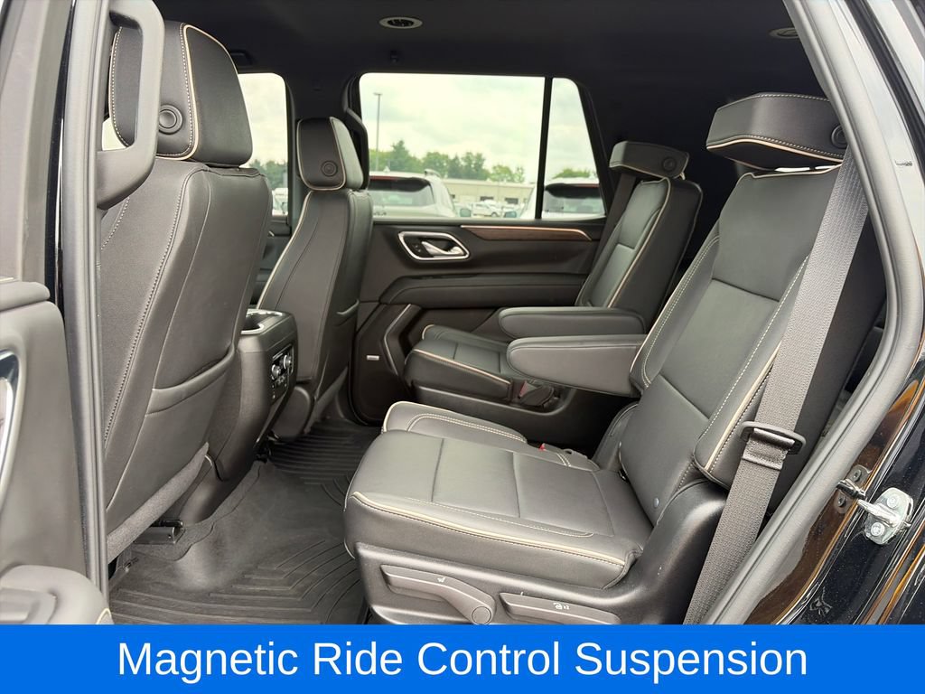Used 2024 Chevrolet Tahoe Premier AWD/4WD image 30
