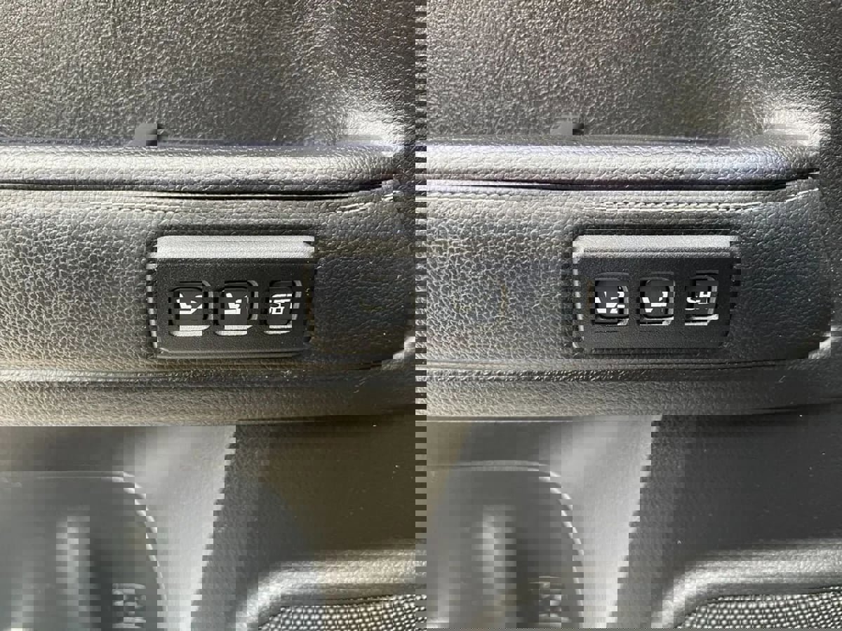 Used 2020 Toyota 4Runner Nightshade image 18