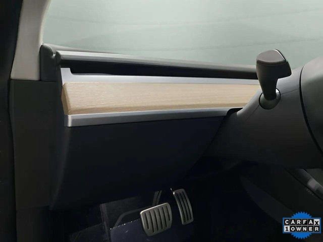 Used 2023 Tesla Model 3 Performance image 32