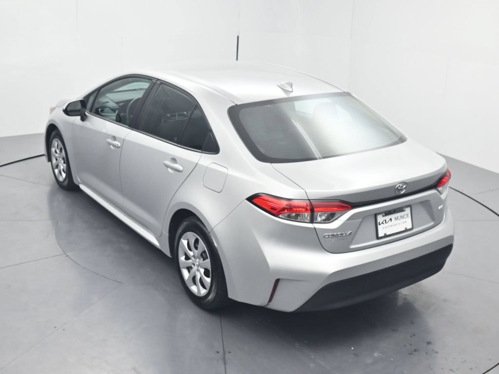 Used 2023 Toyota Corolla LE FWD image 46