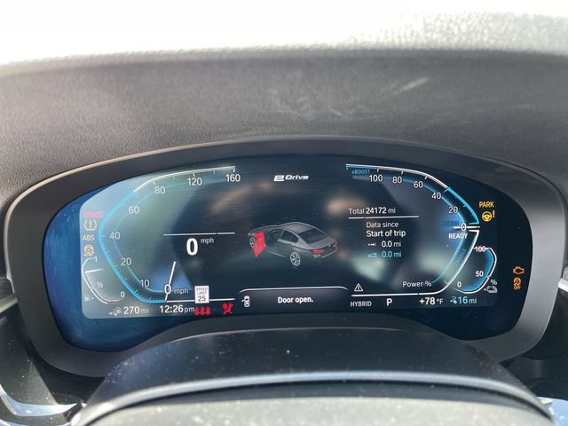 Used 2022 BMW 530e xDrive w/ Premium Package AWD/4WD image 15