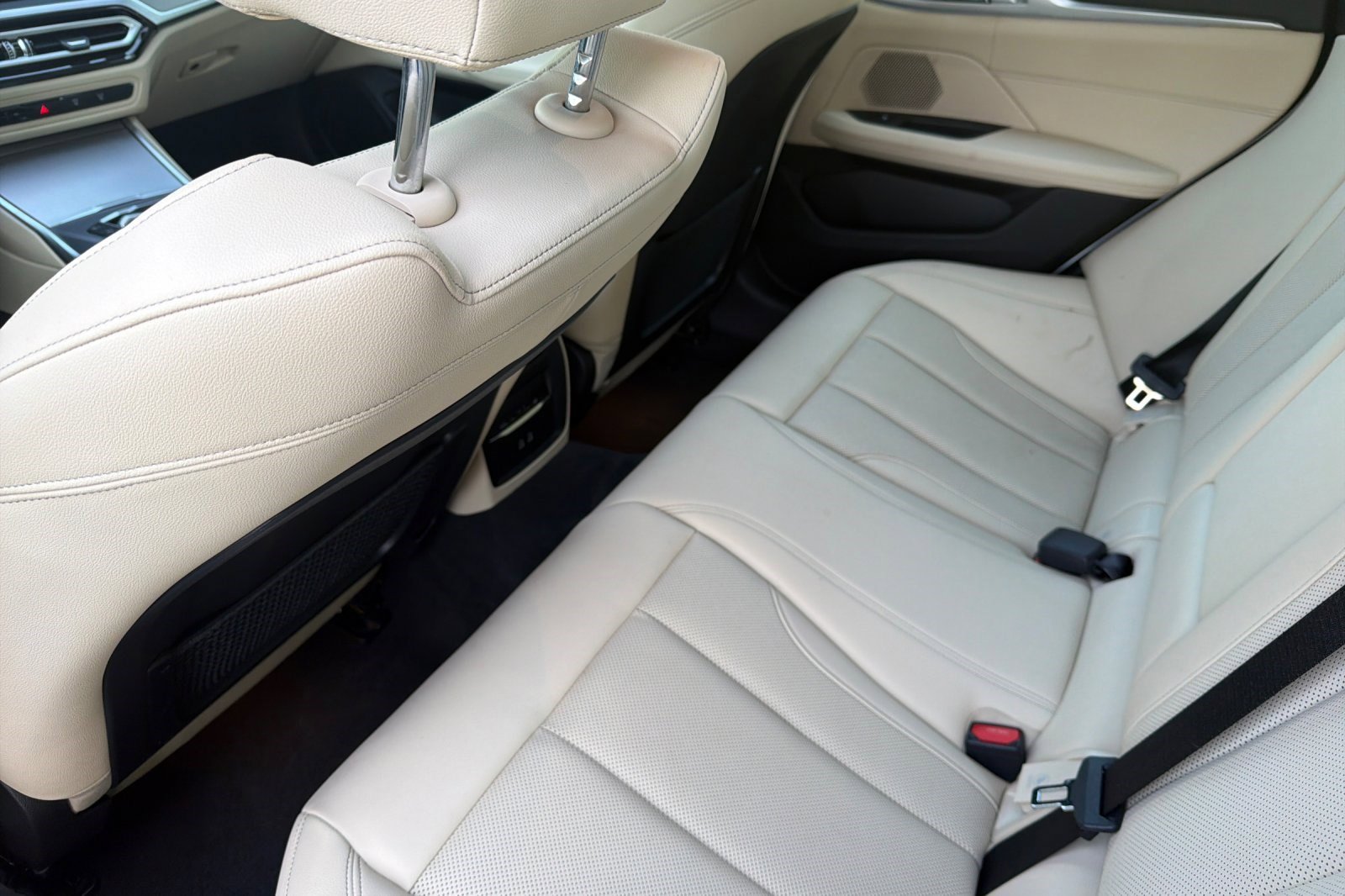 Certified 2023 BMW i4 eDrive35 w/ Premium Package RWD image 15