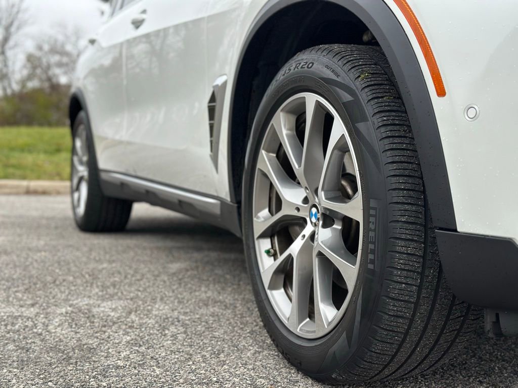 Certified 2024 BMW X5 xDrive40i w/ Premium Package image 11