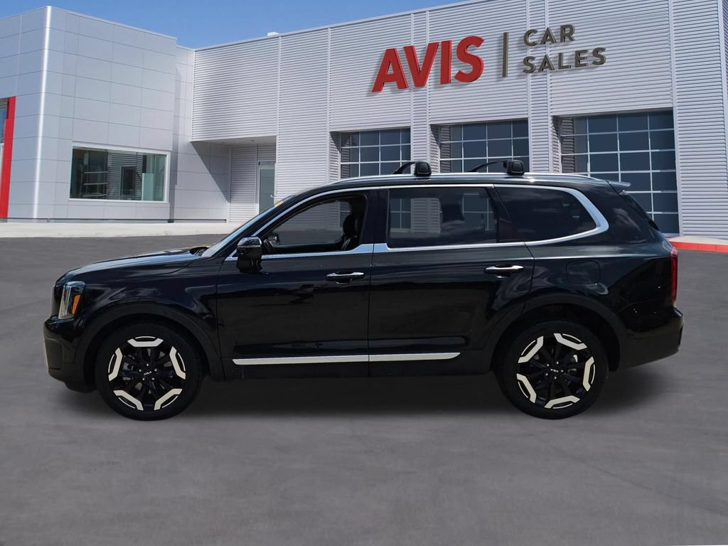 Used 2025 Kia Telluride S AWD/4WD image 2