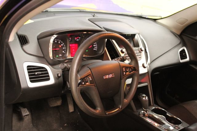 Used 2017 GMC Terrain SLE AWD/4WD image 14