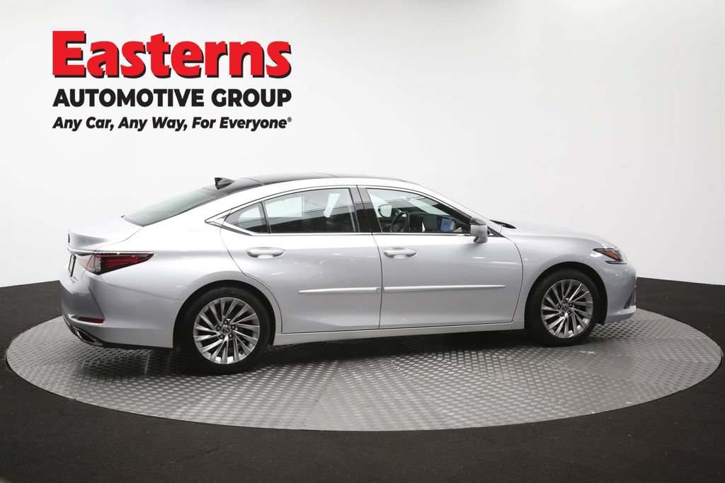 Used 2019 Lexus ES 350 Ultra Luxury w/ Accessory Package FWD image 46