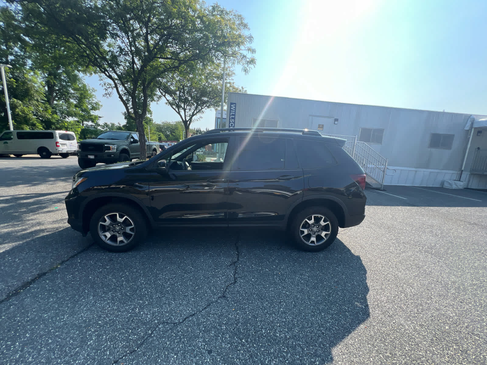 Used 2023 Honda Passport TrailSport image 17