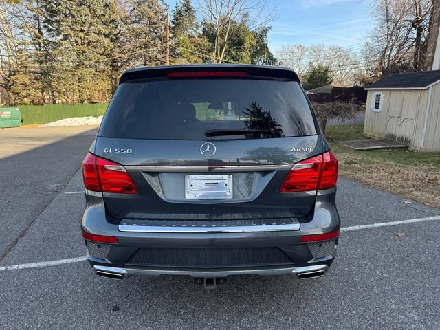 Used 2015 Mercedes-Benz GL 550 4MATIC image 5
