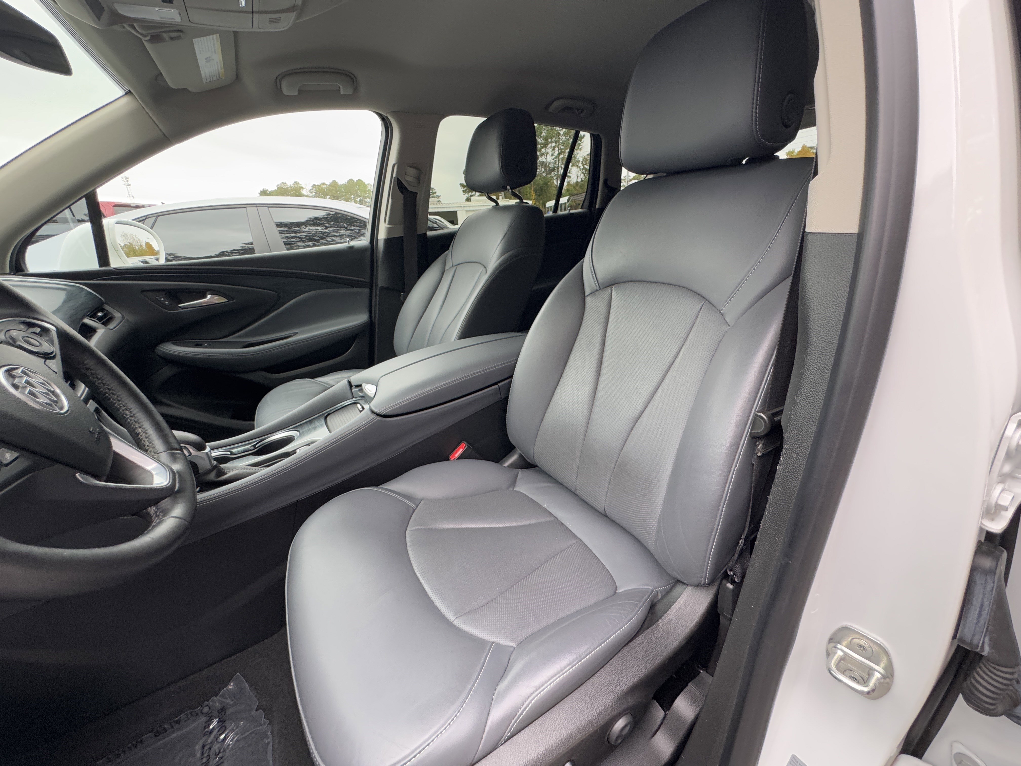 Used 2020 Buick Envision Essence image 16