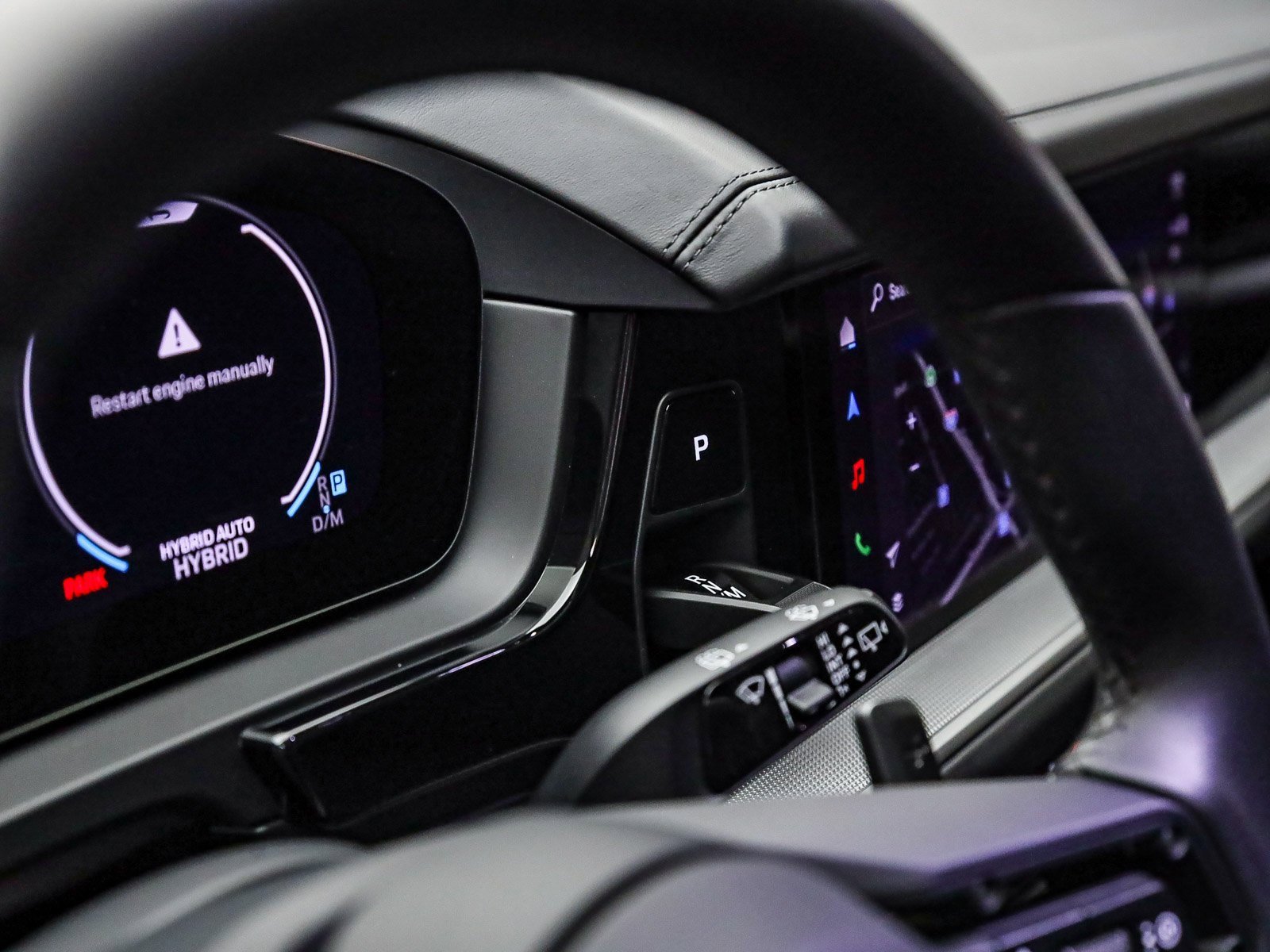 Used 2025 Porsche Cayenne E-Hybrid image 28