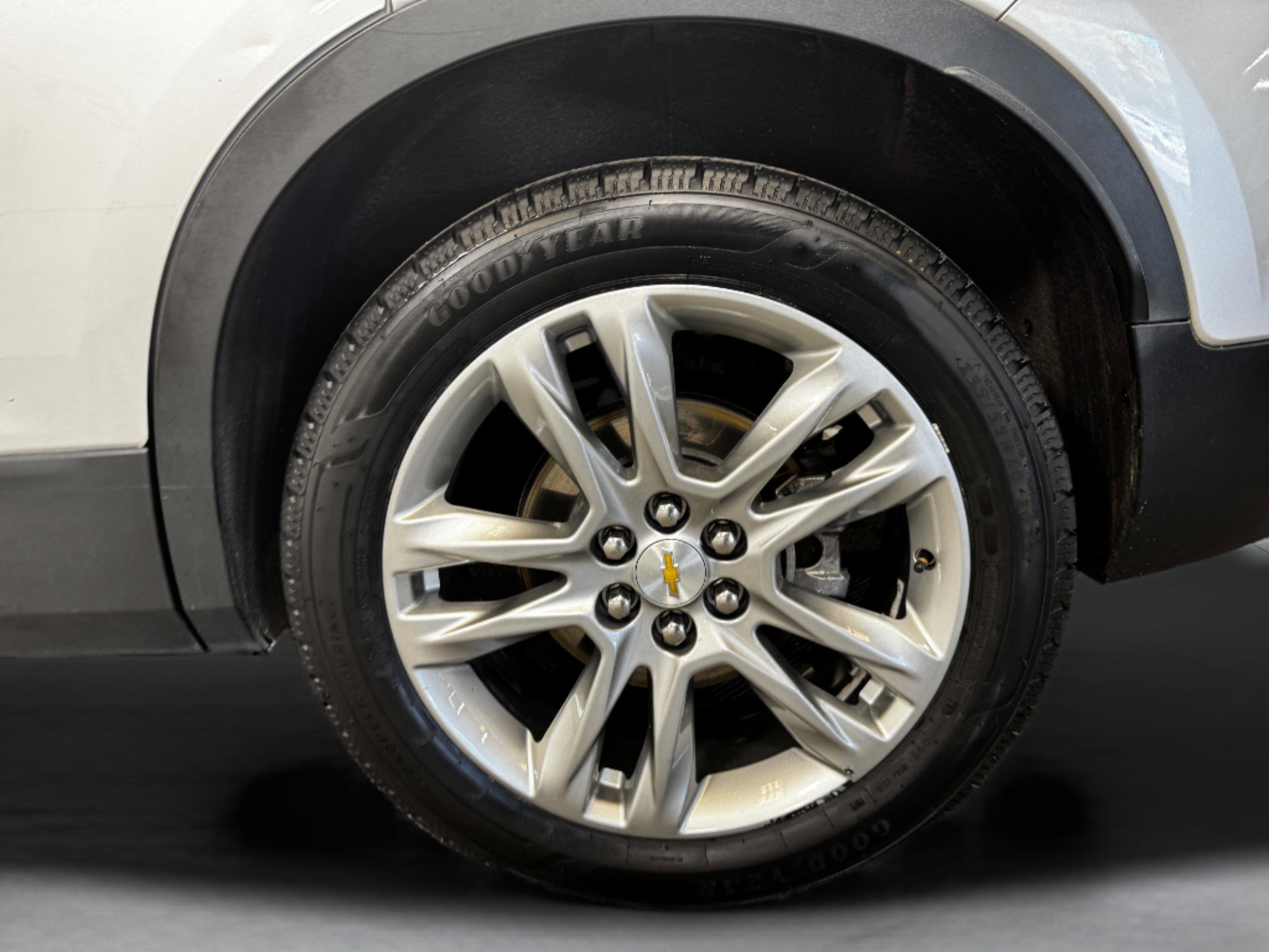 Used 2019 Chevrolet Blazer LT w/ Sun and Wheels Package FWD image 45