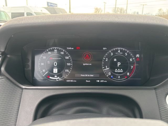 Used 2019 Land Rover Range Rover Velar R-Dynamic SE image 28