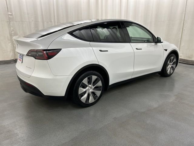 Used 2023 Tesla Model Y Long Range image 4