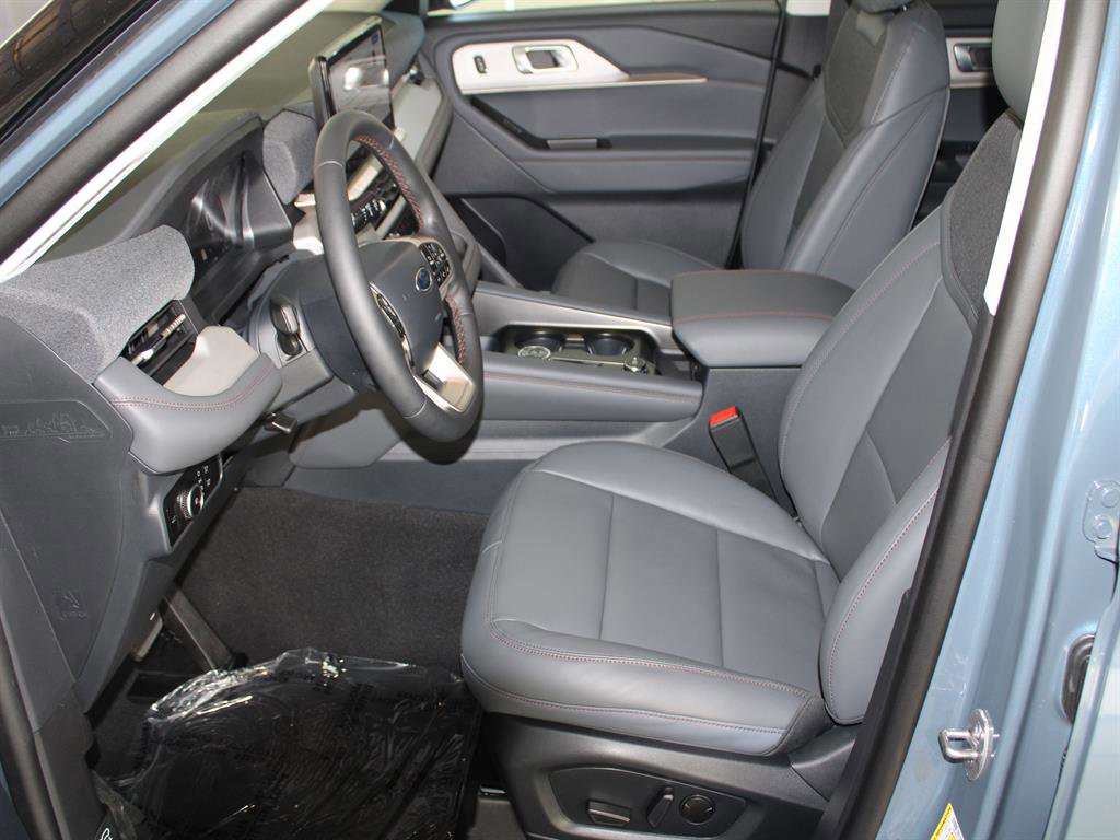 New 2026 Ford Explorer Active w/ Active Comfort Package image 17