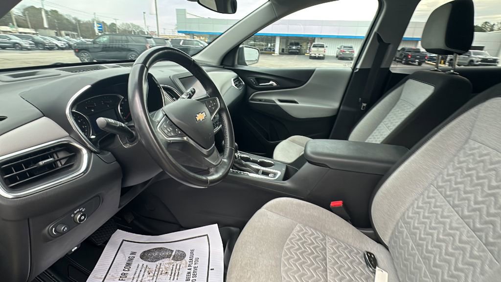 Used 2022 Chevrolet Equinox LT image 11