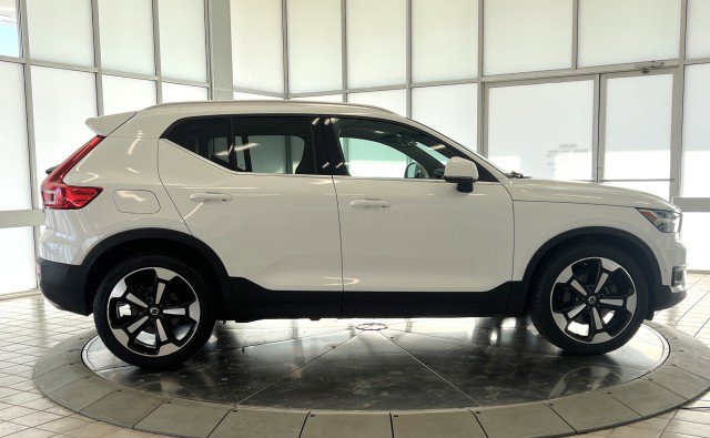 Used 2019 Volvo XC40 T5 Inscription image 8