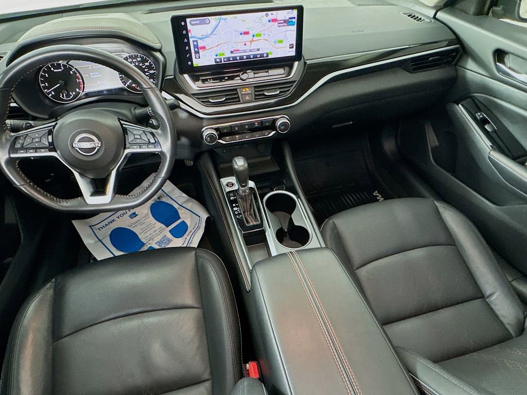 Used 2024 Nissan Altima 2.5 SR w/ SR Premium Package FWD image 29