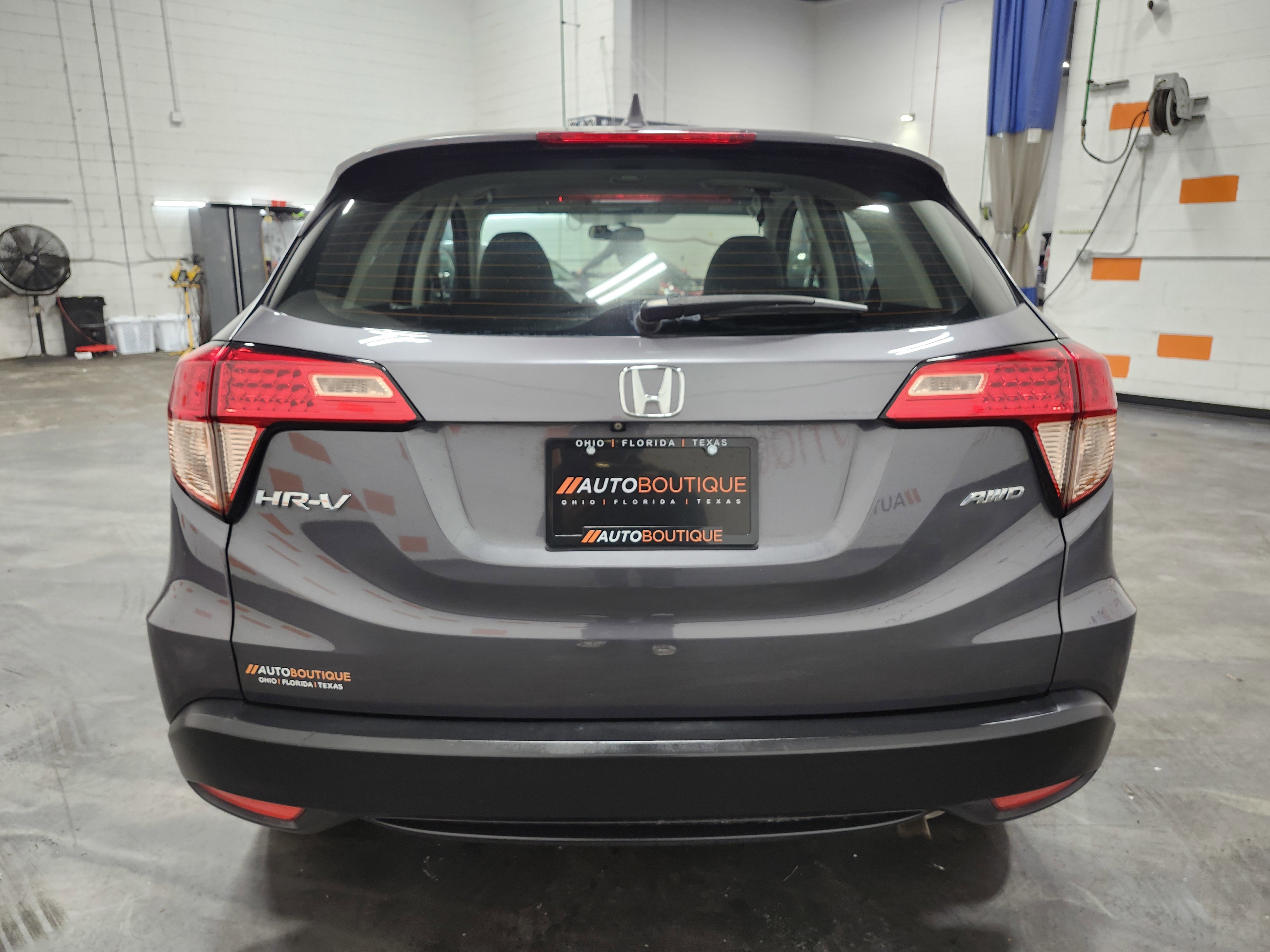 Used 2018 Honda HR-V LX image 14