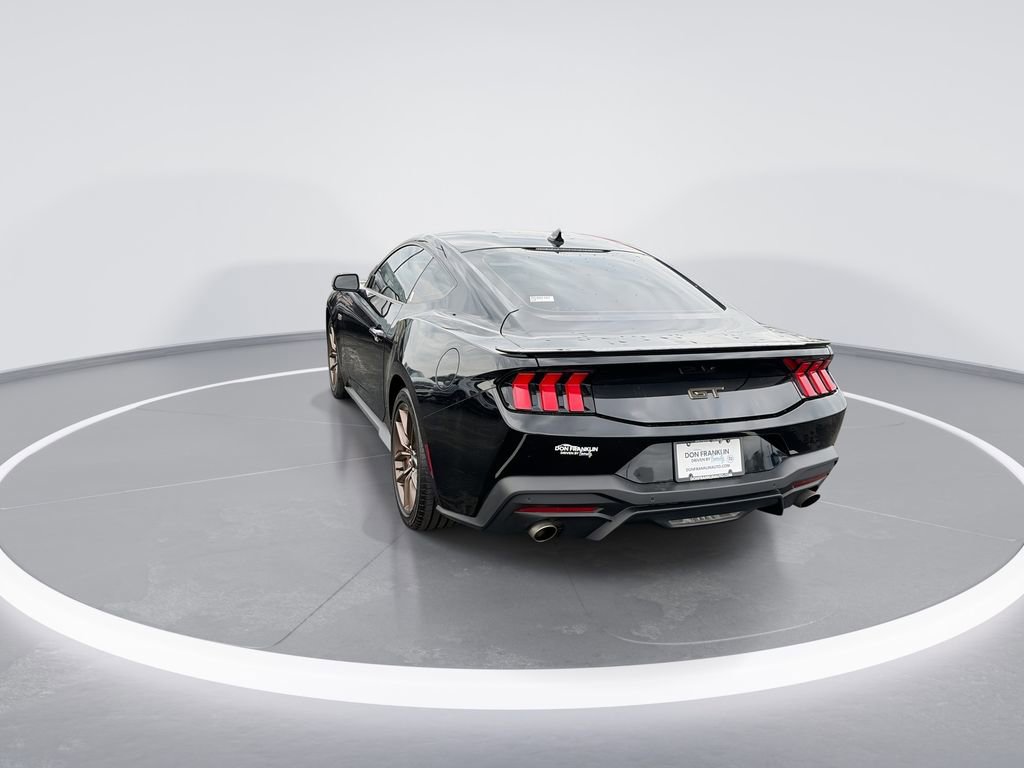 Used 2024 Ford Mustang GT Premium image 6