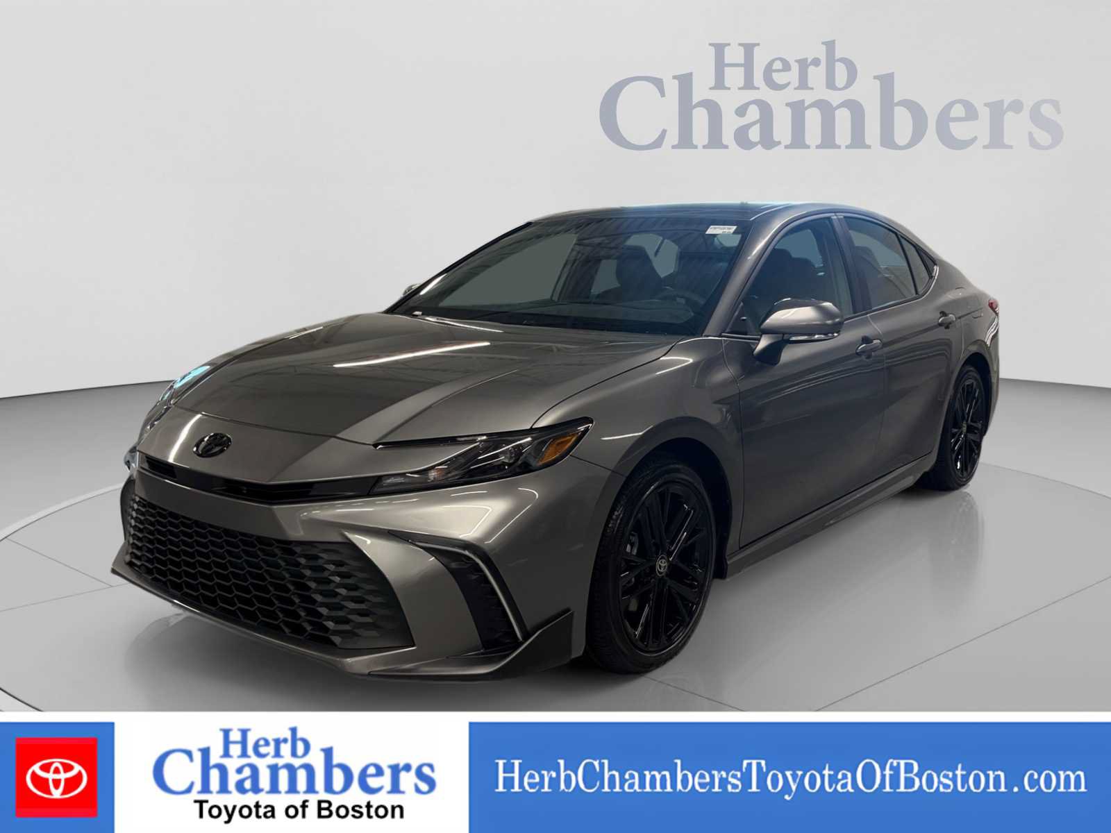 Used 2026 Toyota Camry SE FWD image 10
